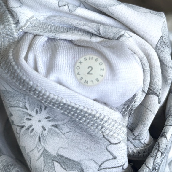 Lululemon Wunder Under Hi-Rise 7/8 Tight *25" - Picture 6 of 6